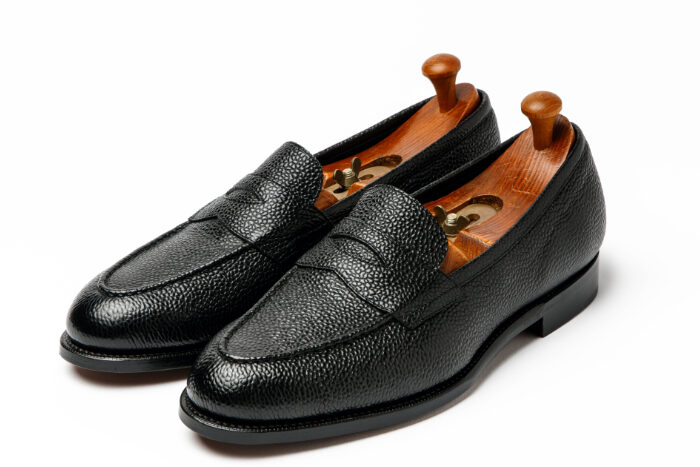 札幌でオーダーしたシボ革のオーダーコインローファーの写真