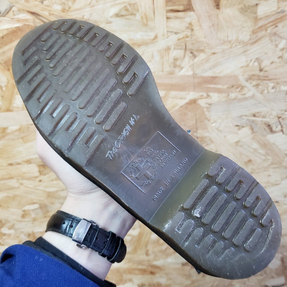 ドクターマーチン vibram ソール交換 靴修理 張替え 札幌 すり減り
