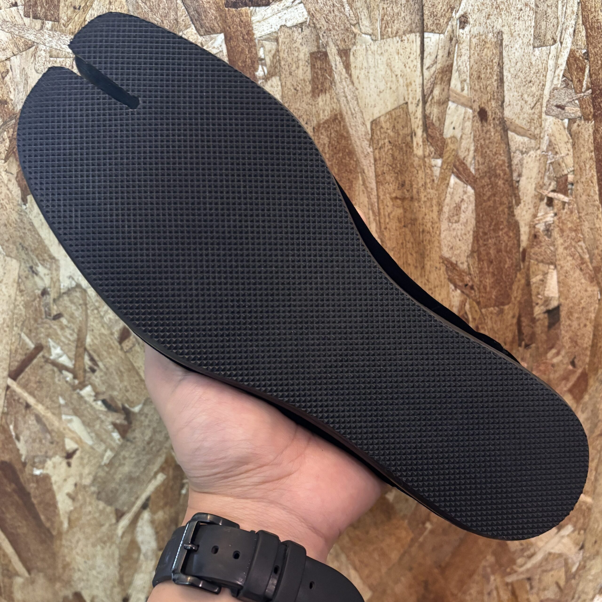 マルジェラ足袋の裏張りを北海道札幌で滑り止めにゴムを靴修理専門店ASHIDOで取付した画像