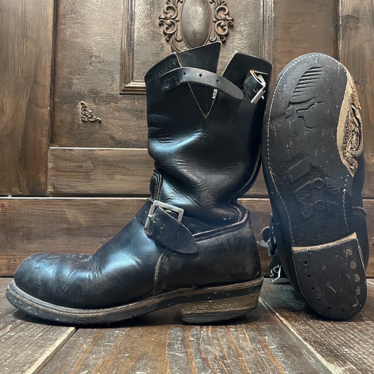 レッドウィング　ソール交換　張替え　専門店　靴修理　ビブラム　vibram　札幌　エンジニアブーツ　2268　バイカーブーツ
