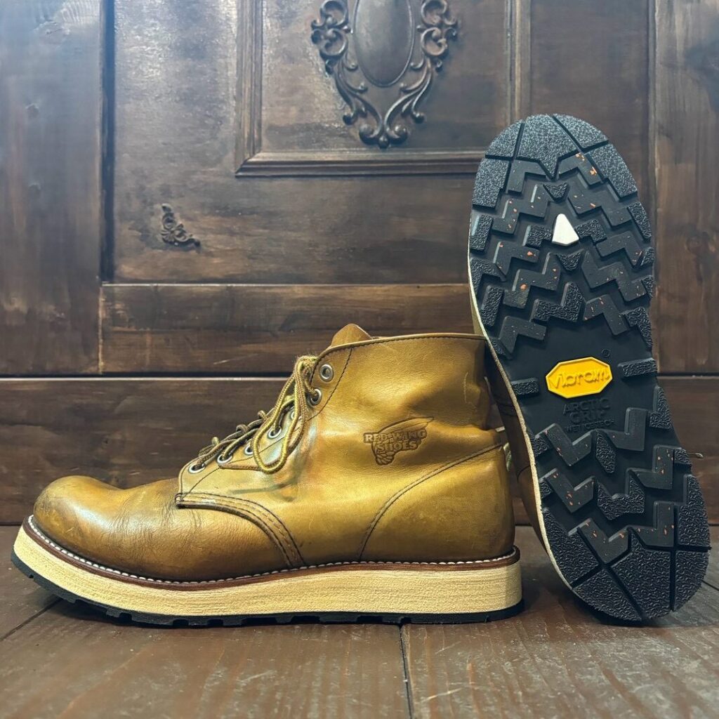 レッドウィング　ソール交換　張替え　専門店　靴修理　ビブラム　vibram　札幌　アイリッシュセッター　アークティックグリップ
